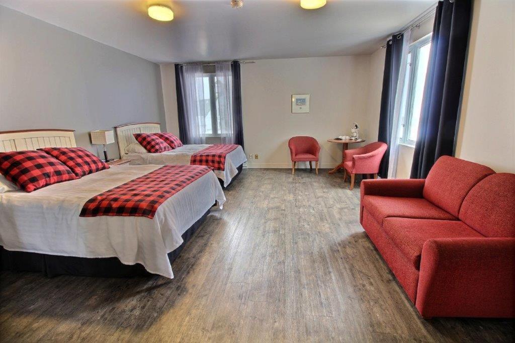 - Village Grande Nature Chic-chocs Inn